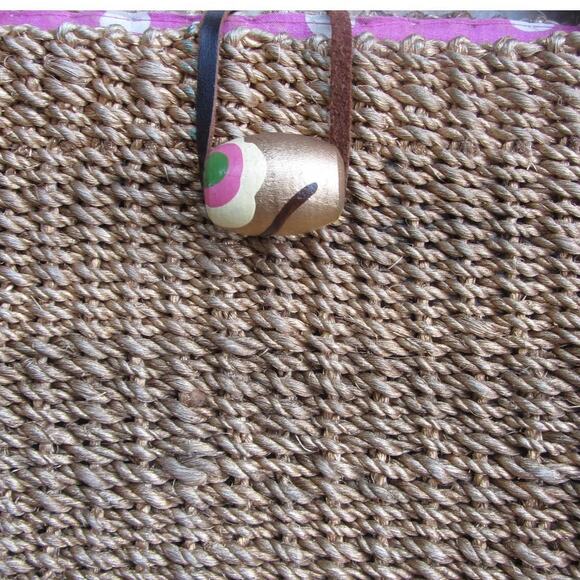 Hand Painted Hand-Woven Tote Made in the Philippines Rattan Purse - Picture 3 of 7